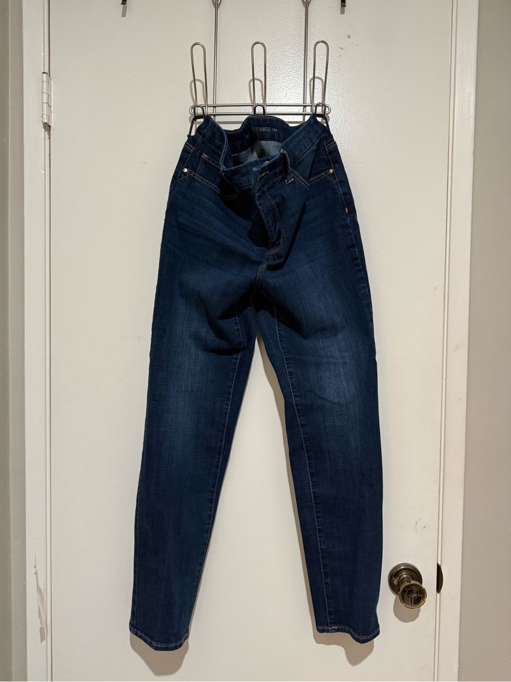 Chicos Women's So Slimming Girlfriend Ankle Jeans